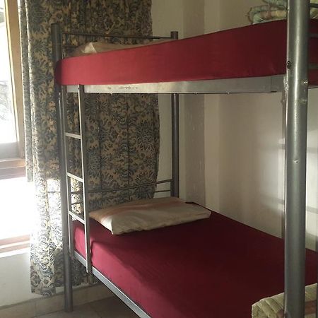 Rosebank Lodge & Backpacker โจฮันเนสเบิร์ก ภายนอก รูปภาพ